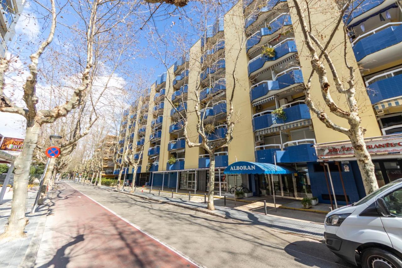 Apartamentos Alboran-Arysal Salou Exterior photo