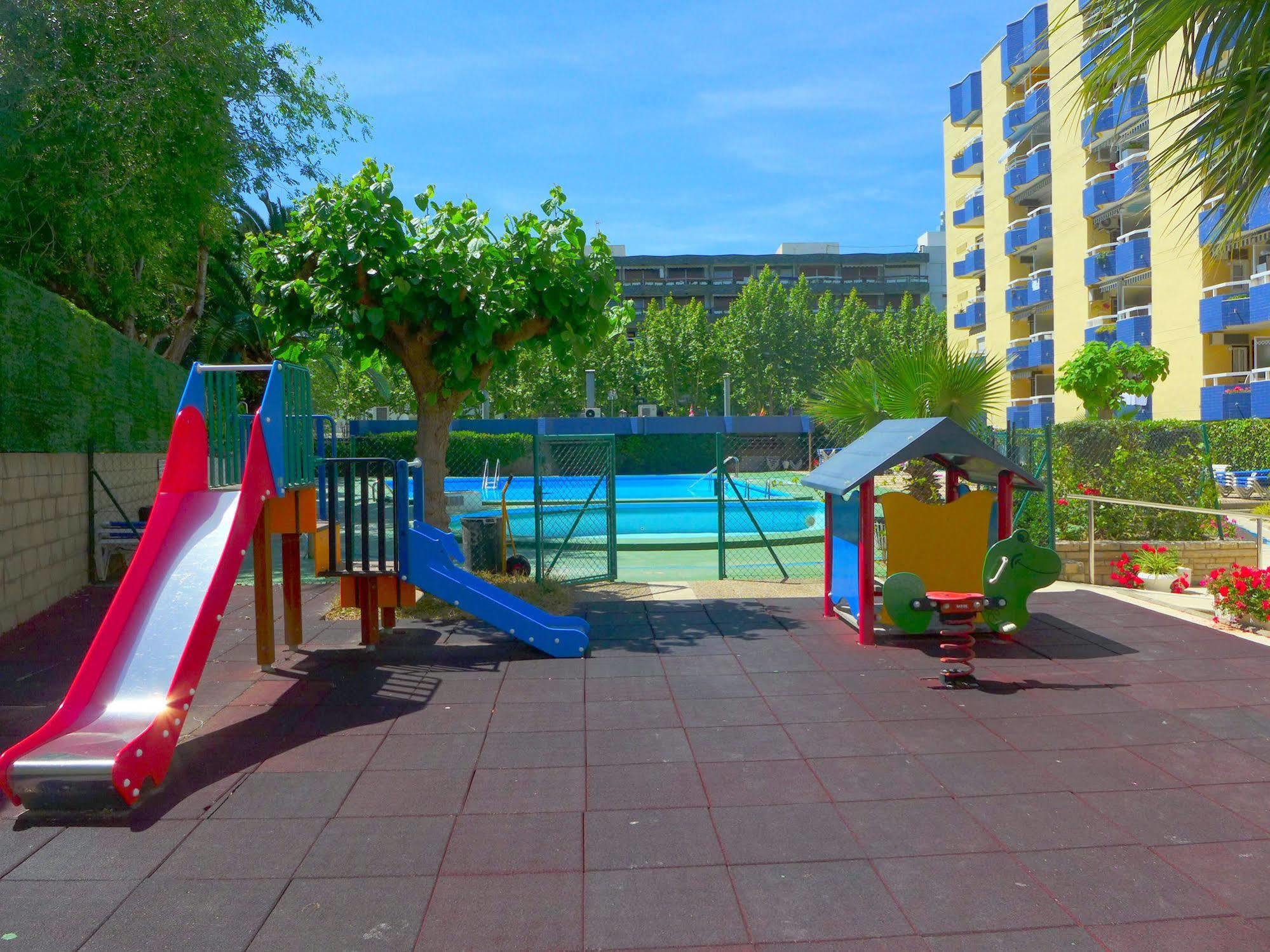 Apartamentos Alboran-Arysal Salou Exterior photo